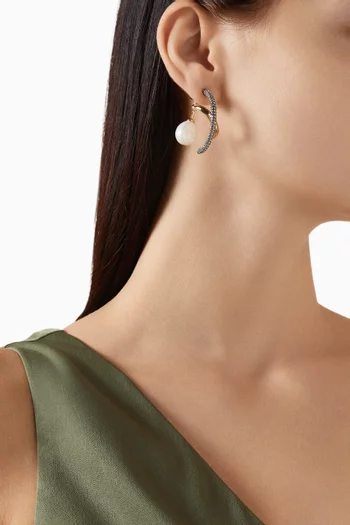 أقراط ويفرلي مرصعة بكريستالات بافيه نحاس مطلي فضة وذهب عيار 12‏