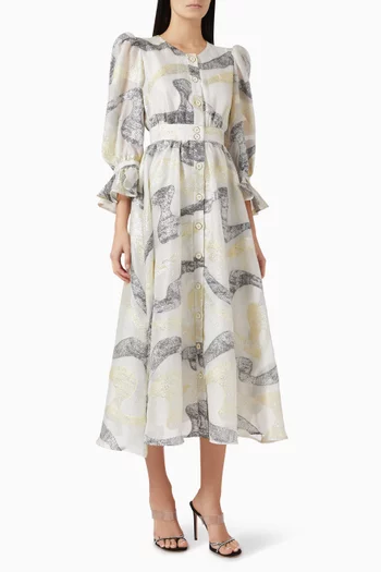 فستان طويل بكشكش