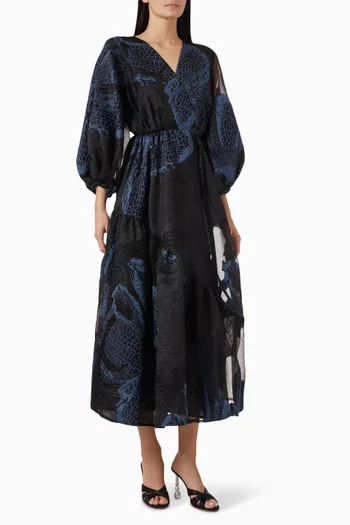 فستان بتصميم ملفوف وكشكش غير متماثل