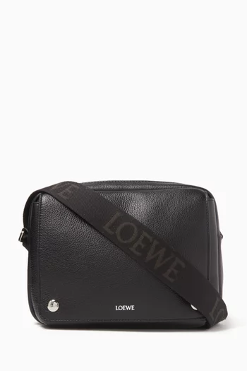 XS Messenger Bag in Pebble Leather