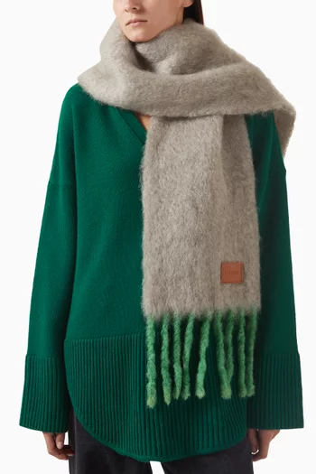Logo Fringe Scarf in Wool-blend