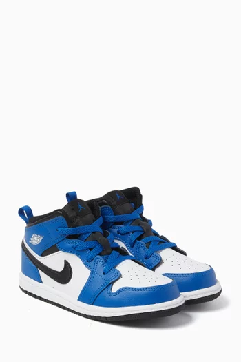 Buy Nike Shoes for Kids Online in Bahrain Ounass