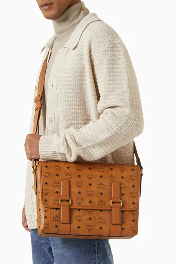Medium Aren VI Messenger Bag