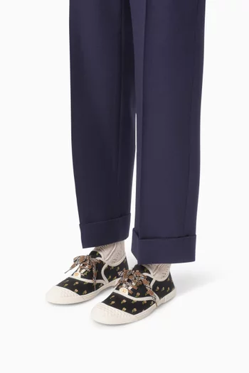 سنيكرز باي باي باي