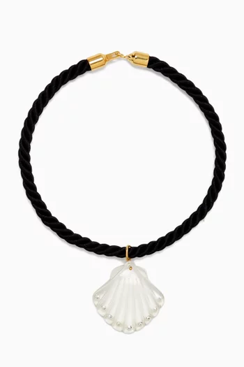 Seashell Pendant Necklace in 24kt Gold-plated Brass