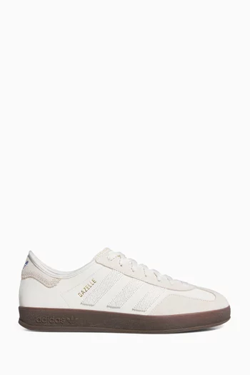 Adidas low cut sneakers top