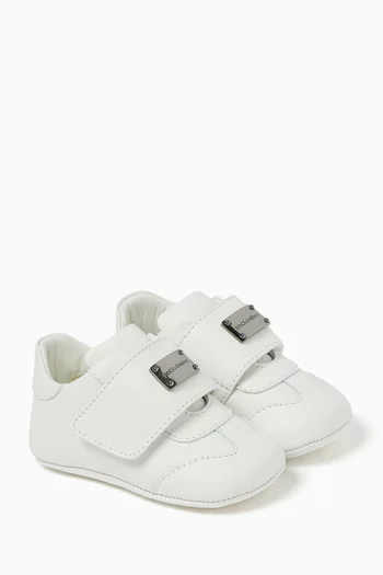 Low-top Sneakers in Leather