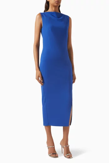 فستان متوسط الطول بفتحة