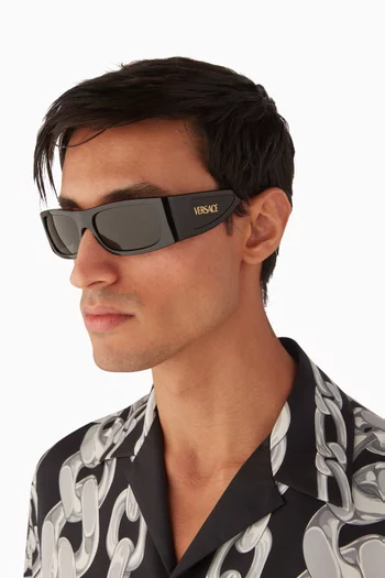 Logo Rectangular Sunglasses in Injected Plastic