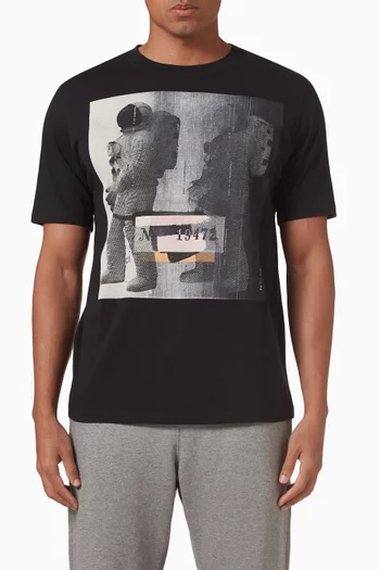 تي شيرت بطبعة رائد فضاء قطن عضوي