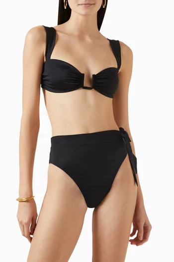 قطعة بيكيني علوية كان إيكونيل