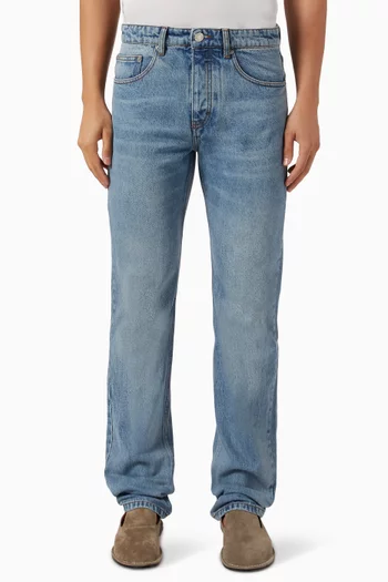 بنطال جينز بقصة كلاسيكية دينم