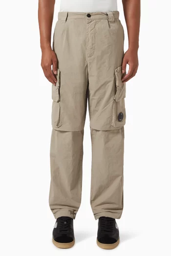 Cargo Pants in Flatt Nylon