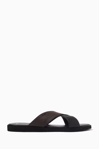 Darrel Slides in Faux Leather