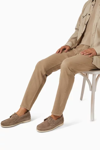 Boat Shoes in Suede