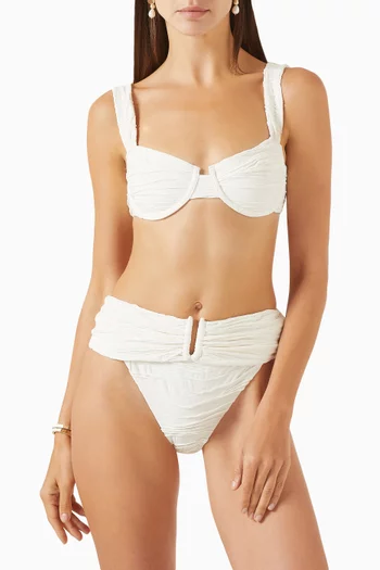 قطعة بيكيني علوية وين