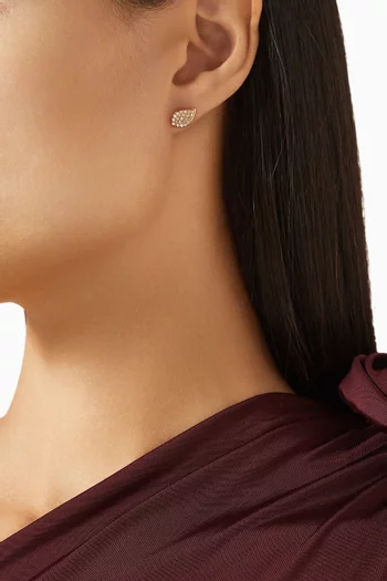 أقراط بيتي جاردن مرصعة بالماس ذهب وردي عيار 18