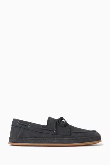 Boat Shoes in Suede
