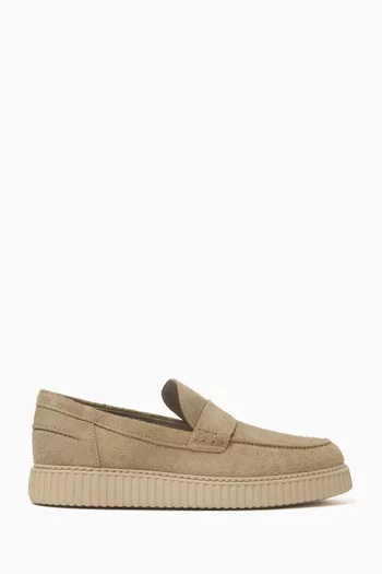 H677 Loafers in Suede