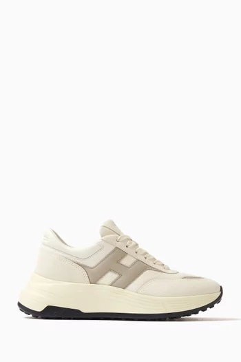 Hi-Fi Sneakers in Mesh & Suede
