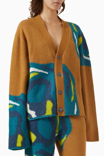 Geode Nimbus Raglan Cardigan in Cashmere-knit