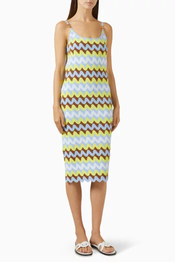 Wave Scoop-neck Midi Dress in Jacquard-knit