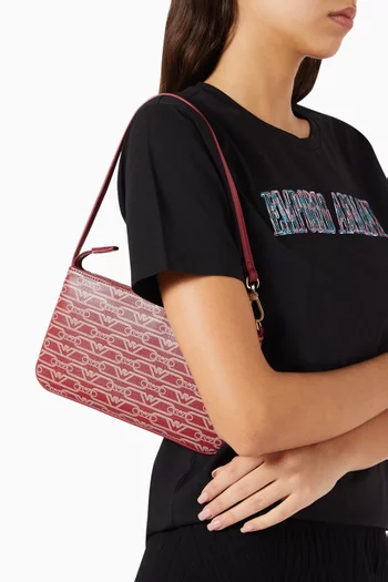 حقيبة كتف بتصميم مزين بالكامل بشعار الماركة قنب مغلف