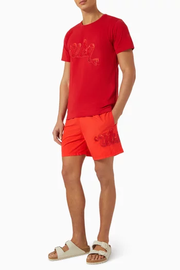 تي شيرت بطبعة أفعى بملمس بارز