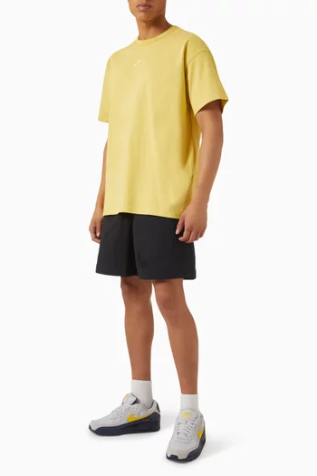 Tech Woven Shorts in Stretch Nylon
