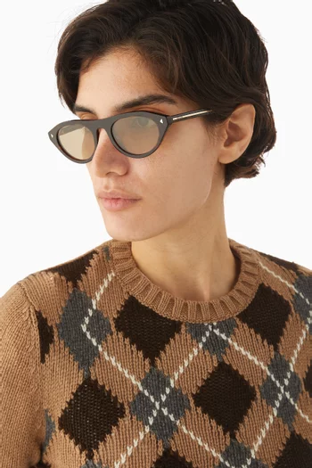 نظارة شمسية بإطار بيضاوي أسيتات