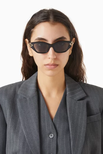Cat-eye Sunglasses in Acetate