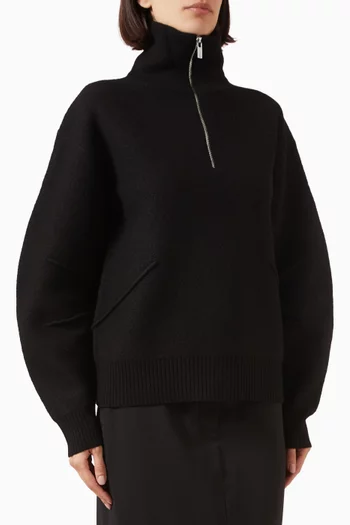 سترة بملمس ناعم وسحاب منسوجة