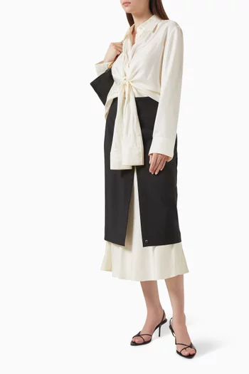 قميص بعقدة حرير