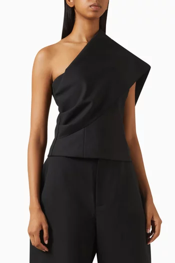 بلوزة بكاب وكتف مكشوف