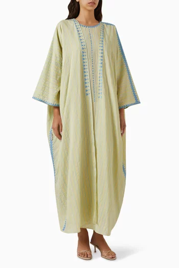 طقم عباية مطرزة