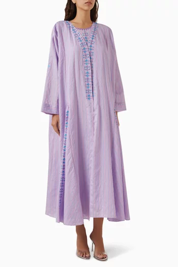 طقم عباية مطرزة
