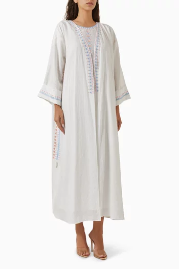 طقم عباية مطرزة