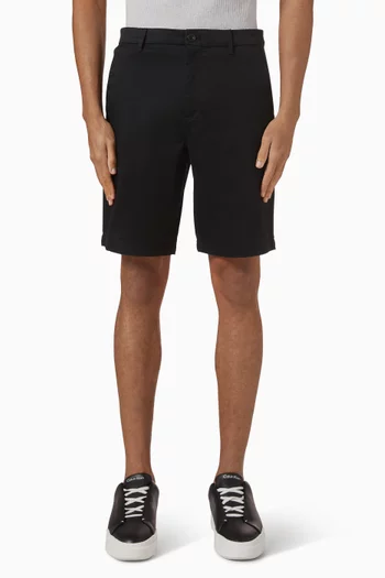 Refined Classic Shorts in Stretch Cotton