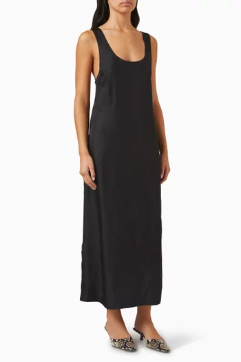 فستان جوردان بأزرار حرير تويل