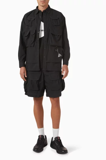 Multi-pocket Shorts in Cotton-blend