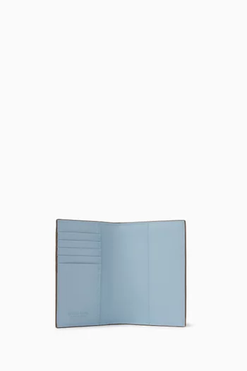Passport Case in Intrecciato Leather
