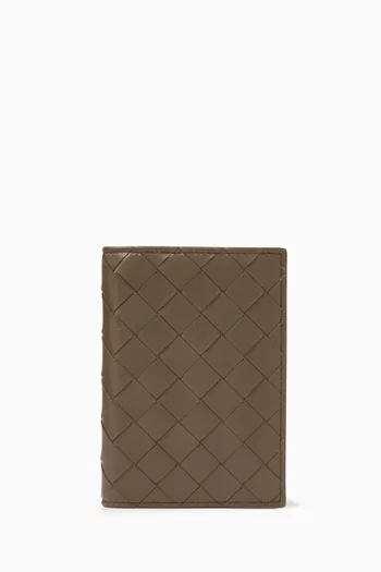 Passport Case in Intrecciato Leather