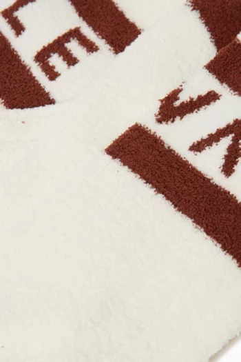 Spencer Socks in Boucle-effect Yarn