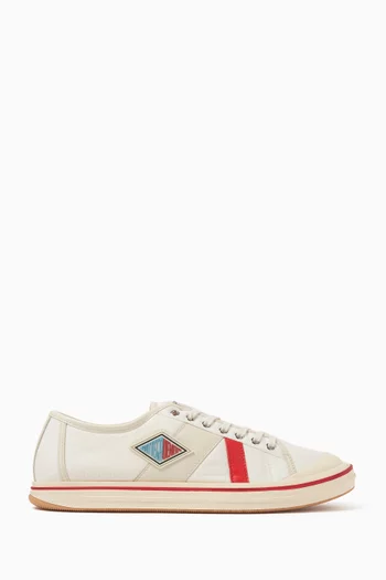 Eliot Sneakers in Canvas