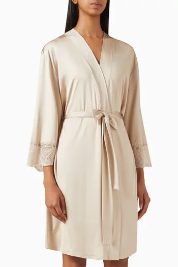 كيمونو بحزام ستان