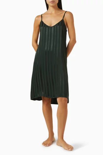 فستان إندرا بحمالات كتف رفيعة