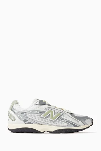 204L Sneakers in Mesh