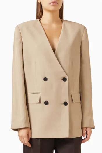 جاكيت مارون بقصة فضفاضة