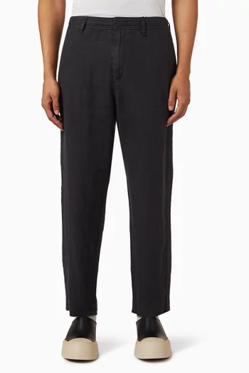 Tapered Pants in Linen