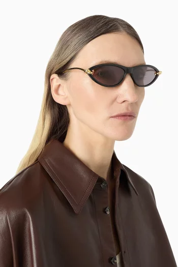 Oval Sunglasses in Acetate